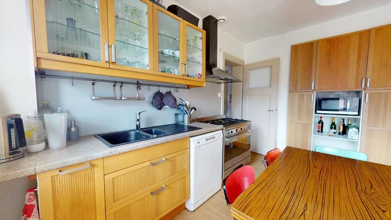 Appartement - 147 m² - 7 pièces