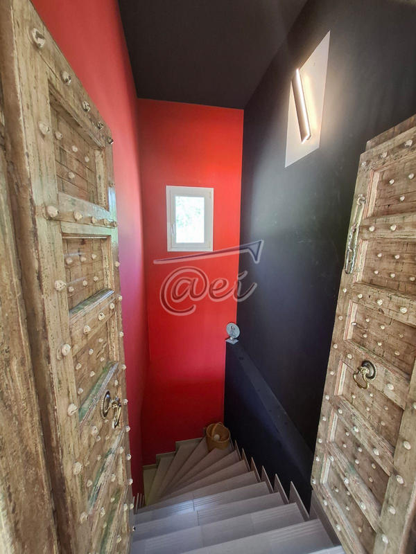 Villa - 435 m² - 10 pièces