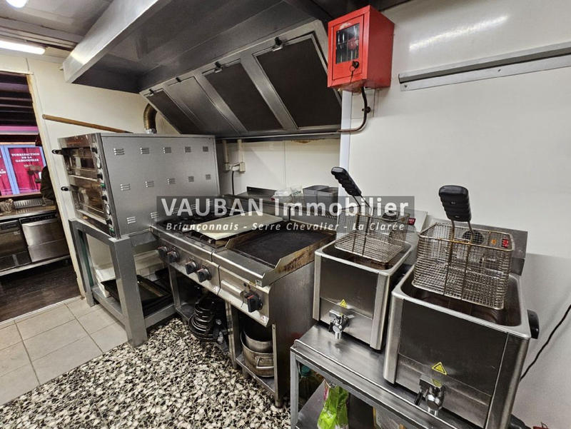 Fonds de commerce - Magasins - 102 m²