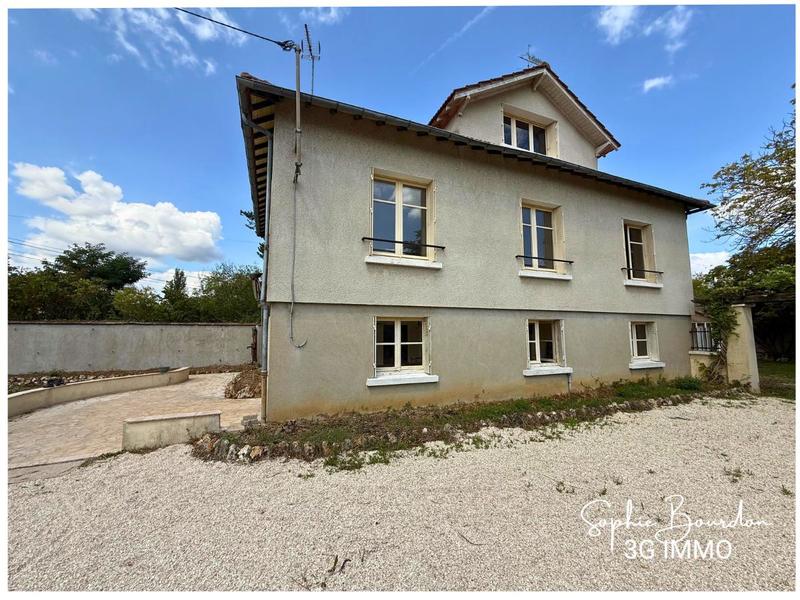 Maison - 159 m² - 6 pièces