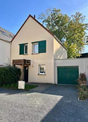 Maison - 103 m² - 5 pièces