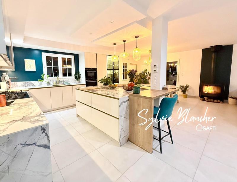 Maison - 160 m² - 7 pièces