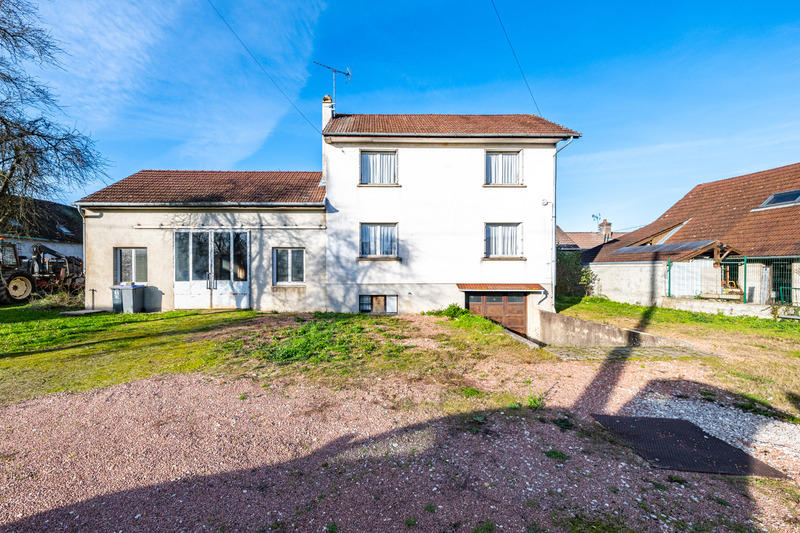 Maison - 114 m² - 5 pièces