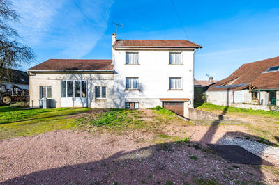 Maison - 114 m² - 5 pièces