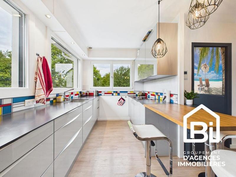 Maison - 170 m² - 7 pièces