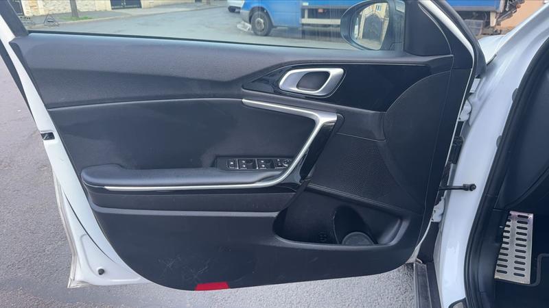 Kia Xceed 1.6 GDi 141 Hybrid Dct6 Premium Business