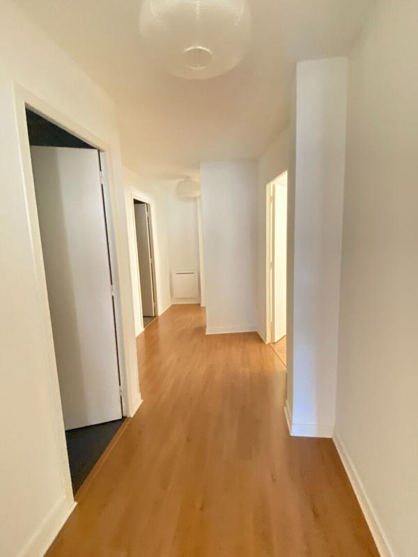 Appartement - 91 m² - 3 pièces