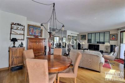 Appartement - 87 m² - 4 pièces