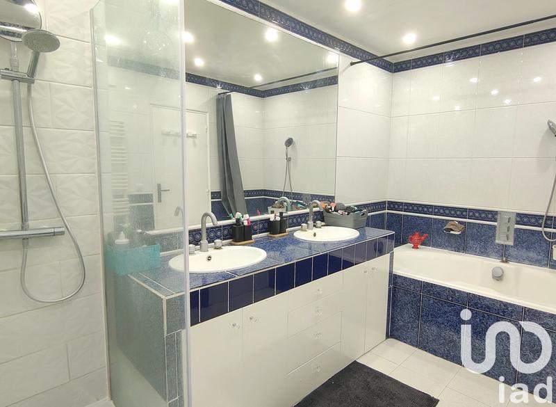 Appartement - 97 m² - 5 pièces