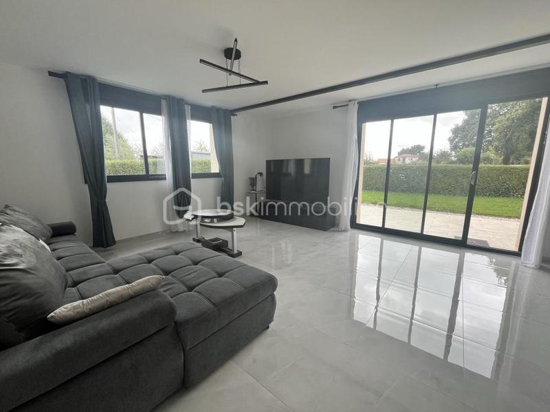 Maison - 104 m² - 4 pièces