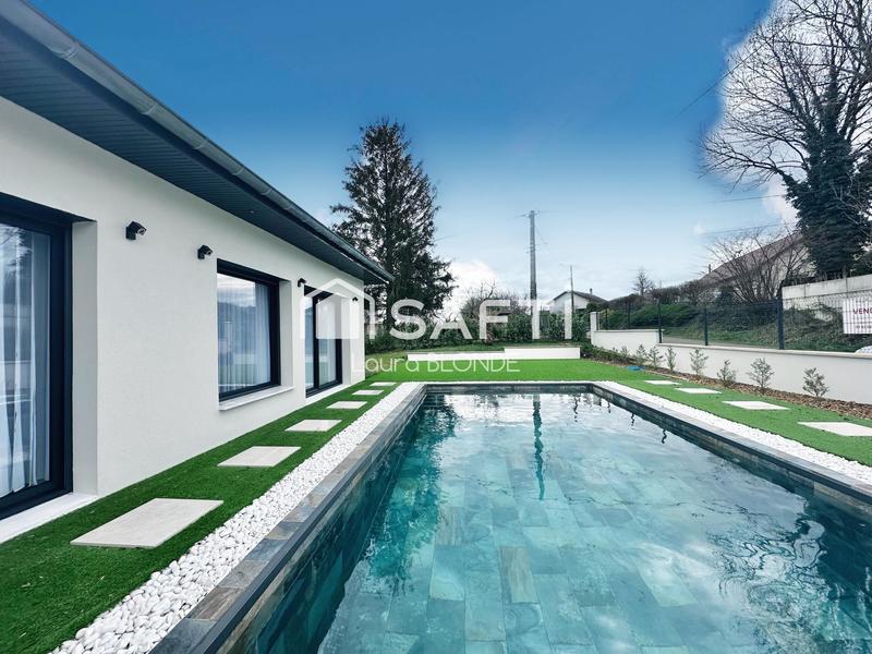 Villa - 137 m² - 5 pièces