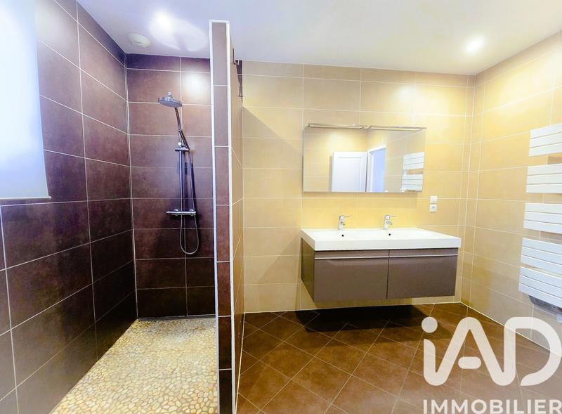 Maison - 147 m² - 7 pièces