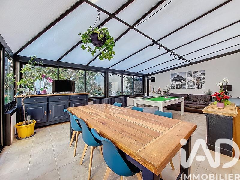 Maison - 296 m² - 10 pièces