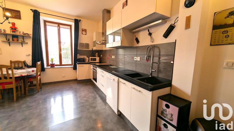 Maison de village - 87 m² - 4 pièces