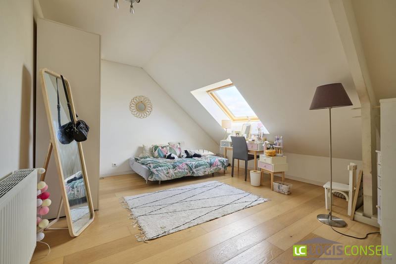 Maison contemporaine - 216 m² - 8 pièces