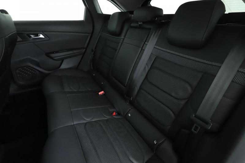 Citroën C5 X 1.6 Hybrid Shine e-Eat8 225 ch