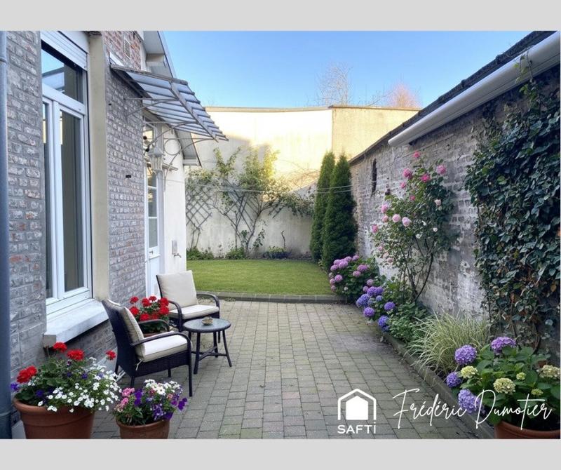 Maison - 160 m² - 6 pièces