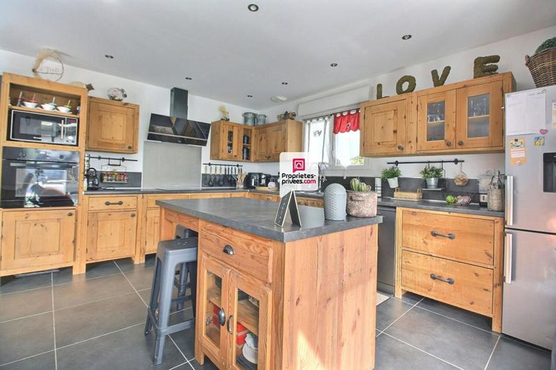 Maison - 120 m² - 6 pièces