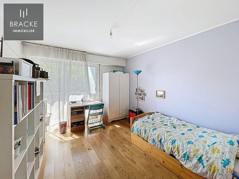 Appartement - 125 m² - 5 pièces