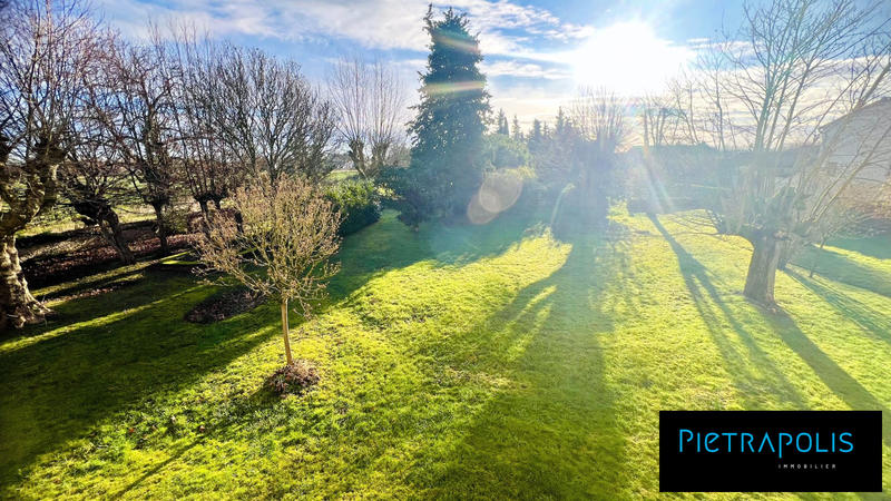 Maison - 475 m² - 15 pièces