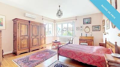 Maison bourgeoise - 277 m² - 6 pièces