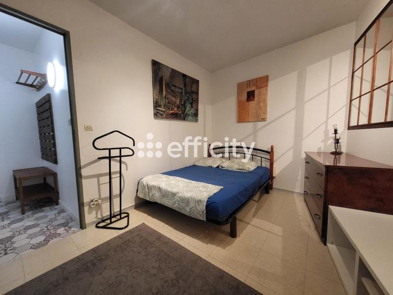 Appartement - 90 m² - 5 pièces