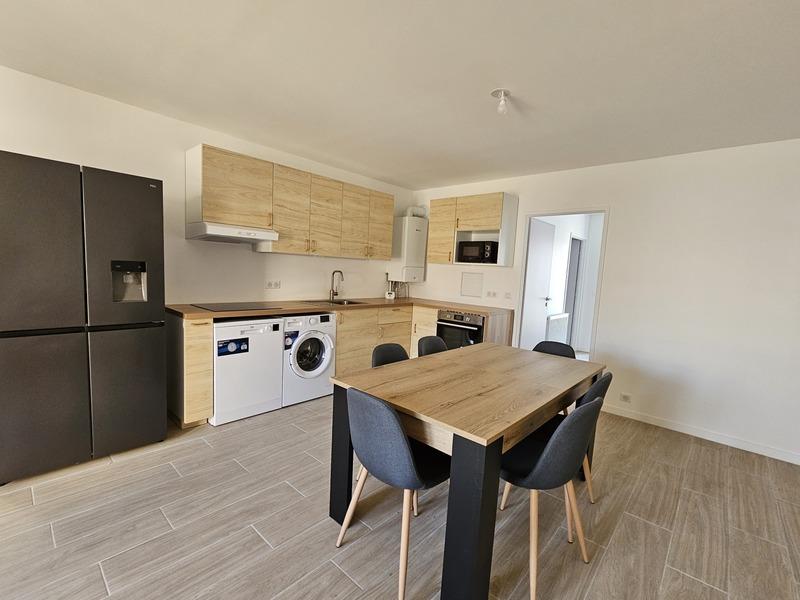 Appartement - 70 m² - 4 pièces