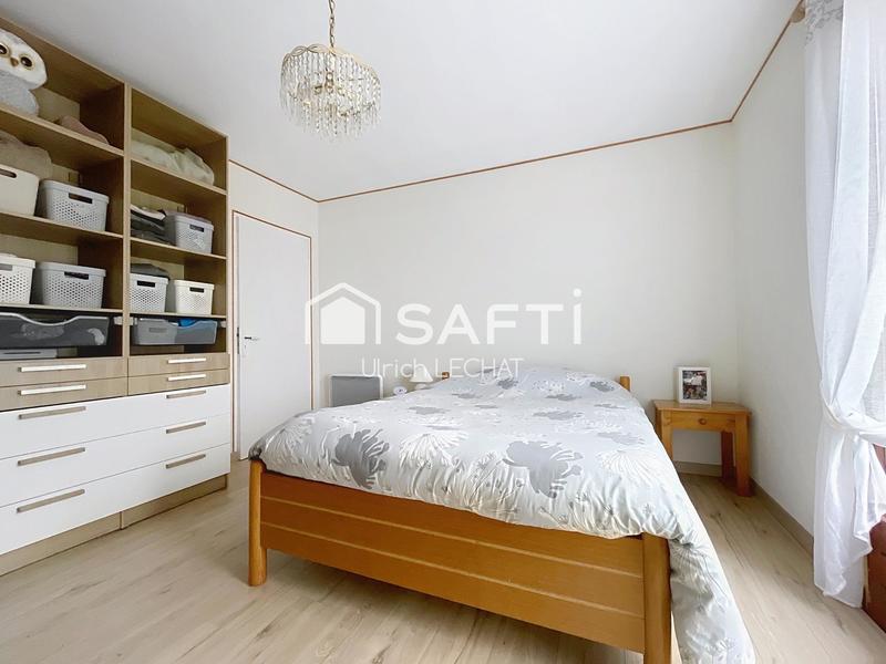 Maison - 183 m² - 7 pièces