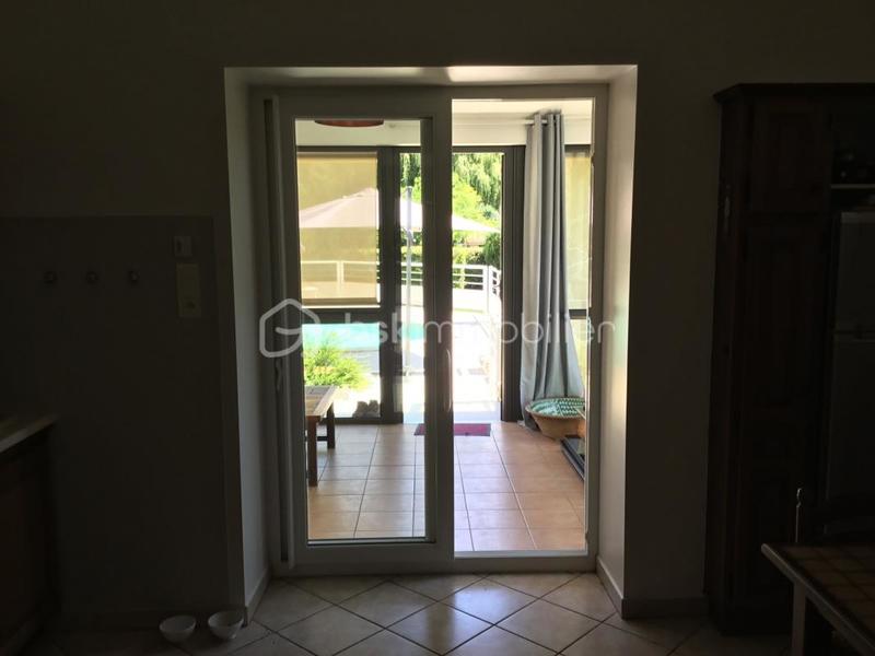 Maison en pierre - 147 m² - 4 pièces