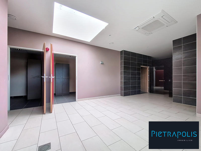 Local d'activités - 795 m²