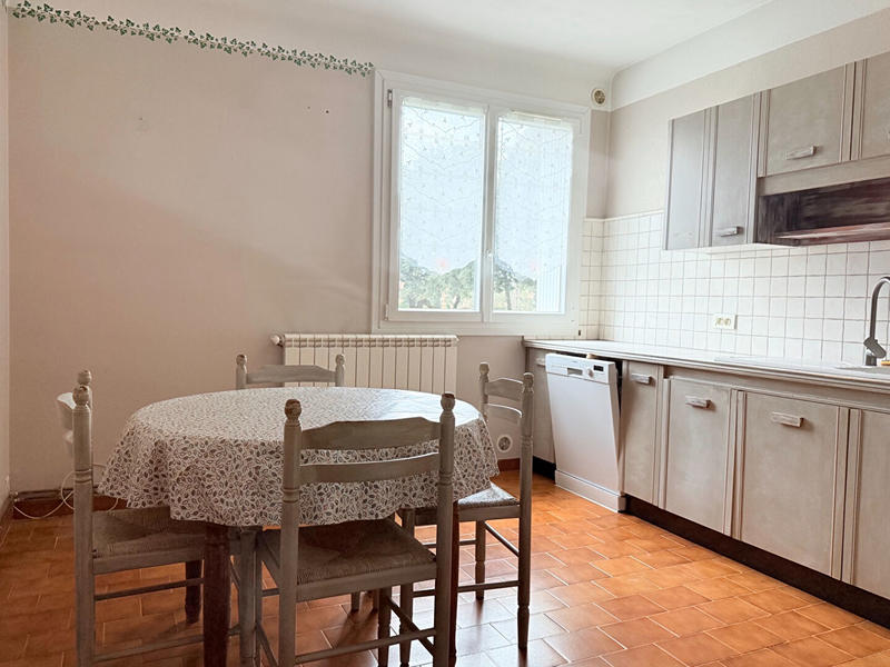 Maison - 146 m² - 7 pièces