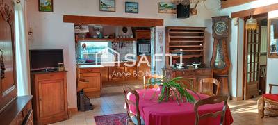 Maison - 140 m² - 4 pièces