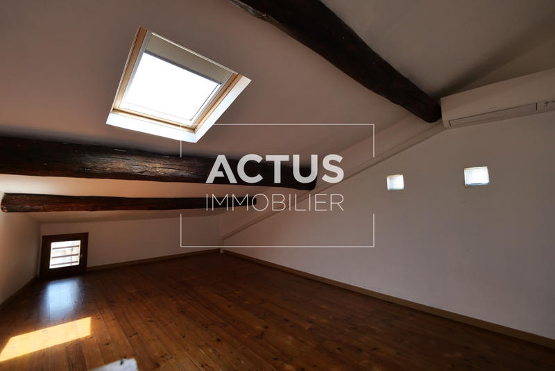 Immeuble - 226 m² - 10 pièces