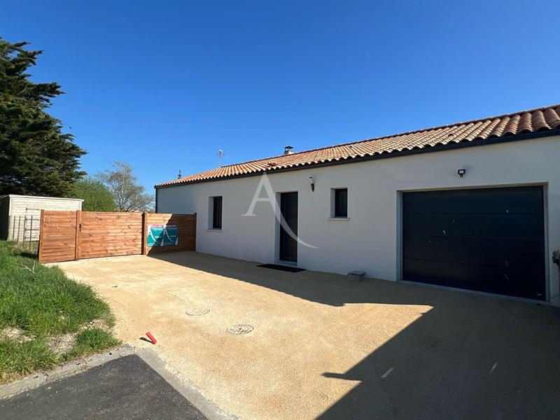 Maison - 85 m² - 4 pièces