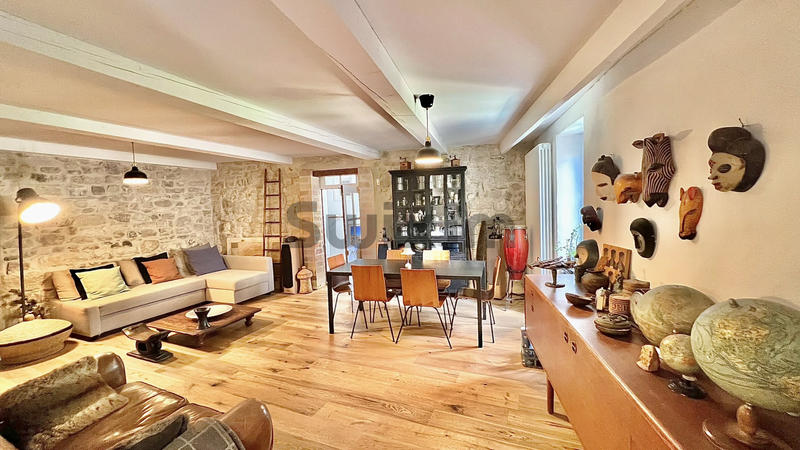 Maison de village - 310 m² - 6 pièces