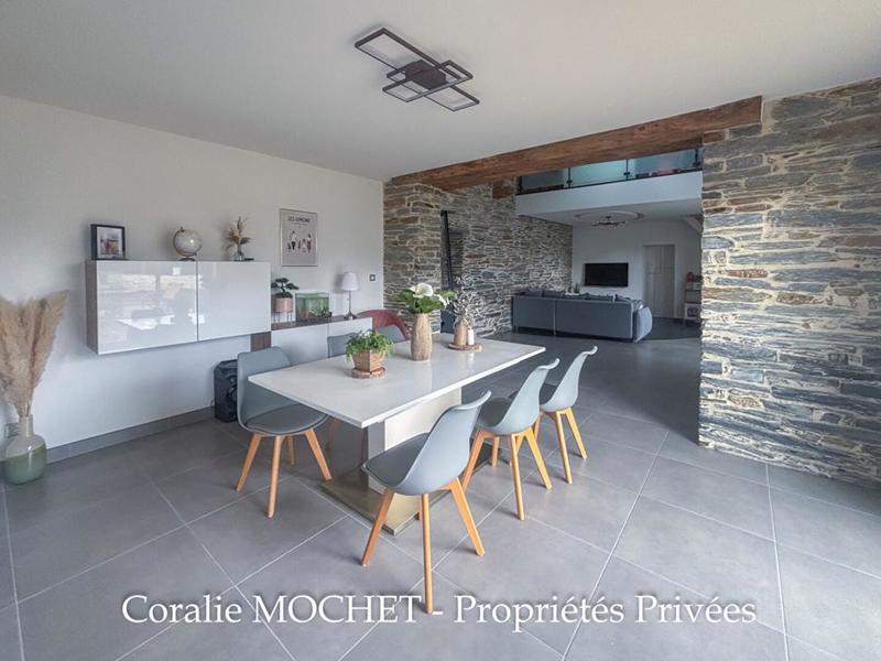 Maison - 145 m² - 7 pièces