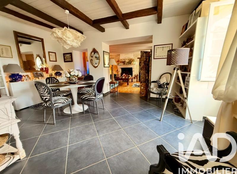 Maison - 170 m² - 6 pièces