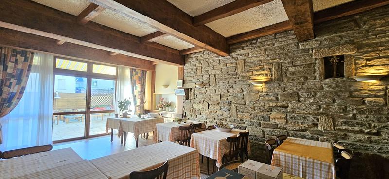 Maison - 676 m² - 22 pièces