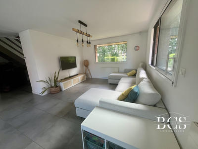 Maison contemporaine - 129 m² - 8 pièces