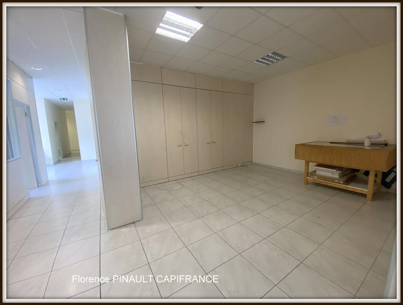 Immeuble - 342 m² - 10 pièces