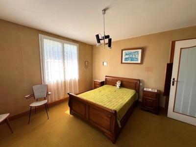 Maison - 171 m² - 8 pièces