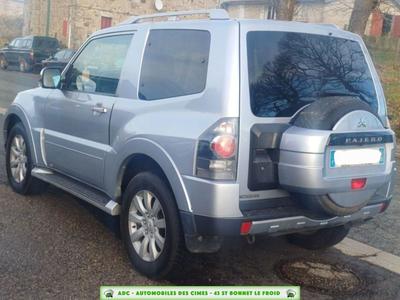 Mitsubishi Pajero Court III (2) 3.2 Di-D 170ch Bva Intense 3p