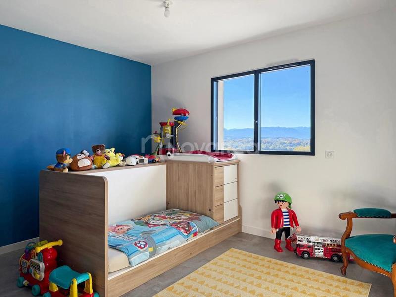 Villa - 185 m² - 7 pièces