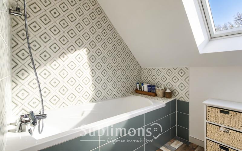 Maison contemporaine - 111 m² - 5 pièces