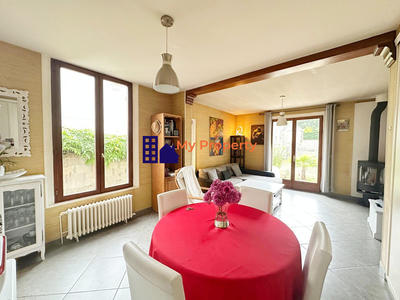 Maison - 75 m² - 5 pièces