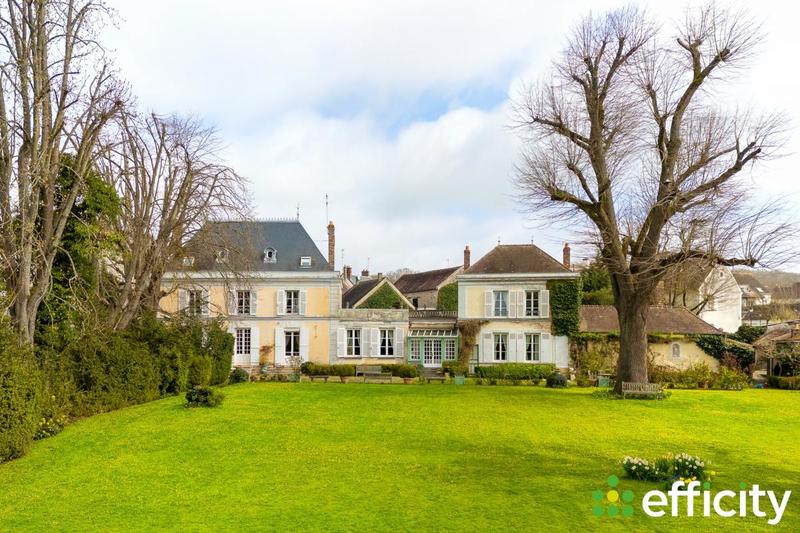 Maison - 400 m² - 13 pièces