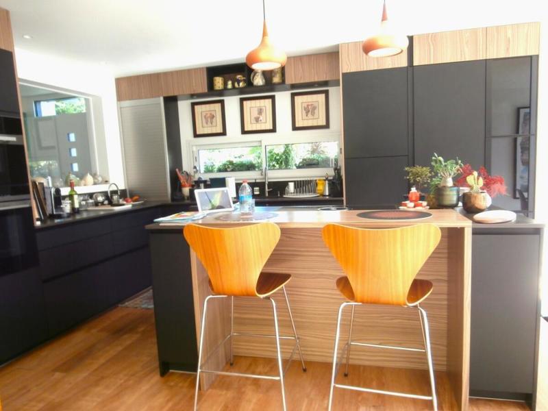 Villa - 255 m² - 8 pièces