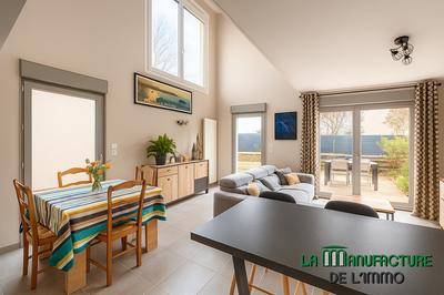 Maison - 91 m² - 4 pièces