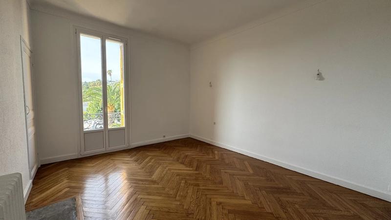 Appartement - 155 m² - 5 pièces