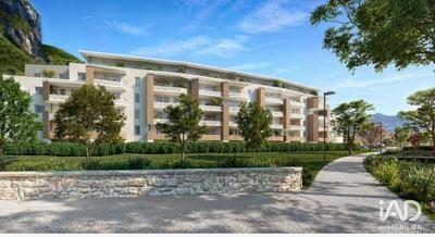 Appartement - 86 m² - 4 pièces